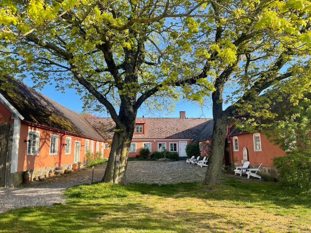 Östangård Bed&Breakfast Skillinge Exteriör bild