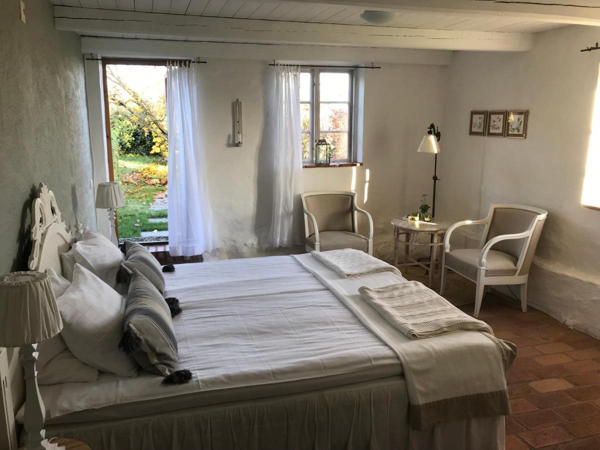 Östangård Bed&Breakfast Skillinge Exteriör bild